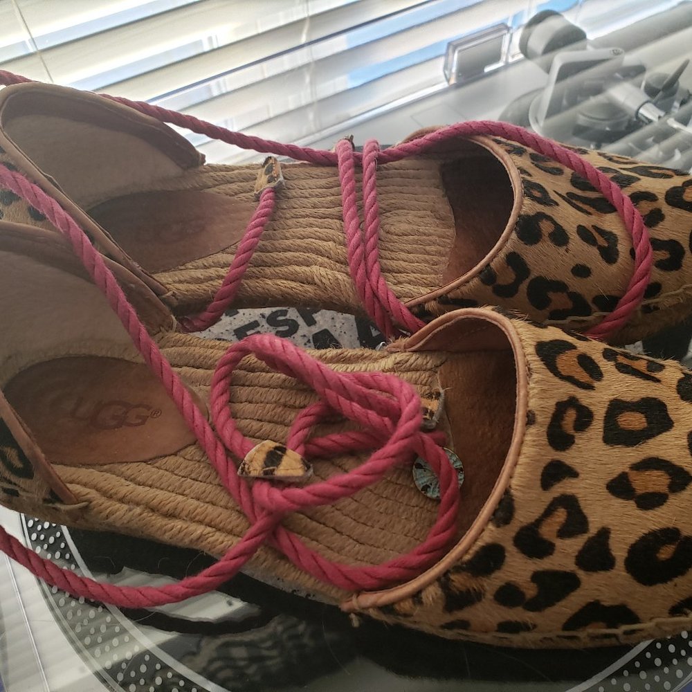 UGG Animal Print Calf Hair Espadrilles SZ 8